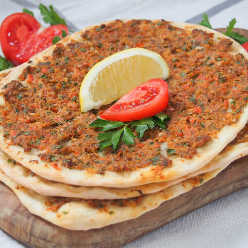 lahmacun Turkish meat-topped flatbread